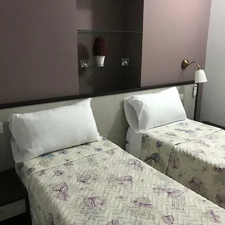 Nocleg ze śniadaniem Residenza Murat 4*