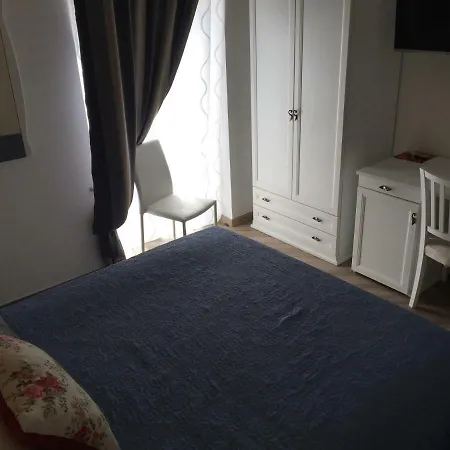 Residenza Murat Alojamento de Acomodação e Pequeno-almoço Caserta