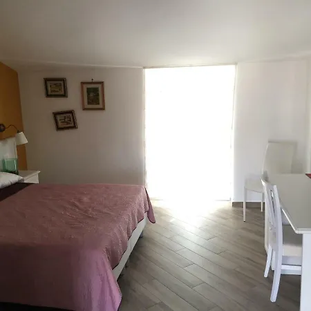 Residenza Murat Oda ve Kahvaltı 4*