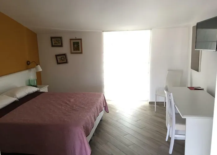 Residenza Murat Bed & Breakfast 4*